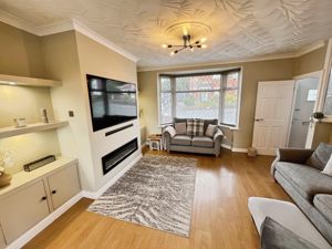 Lounge- click for photo gallery